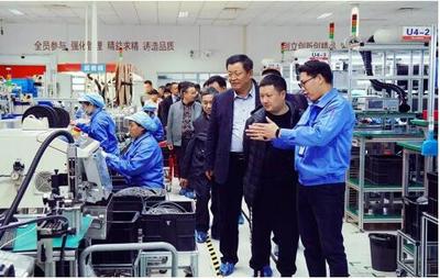 紡織行業(yè)領(lǐng)導(dǎo)專家蒞臨蘭寶科技園考察指導(dǎo)，共話技術(shù)服務(wù)新篇章