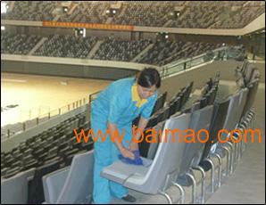 環(huán)亮清潔公司 開(kāi)啟一次性開(kāi)荒清潔事業(yè)，招商加盟共創(chuàng)未來(lái)